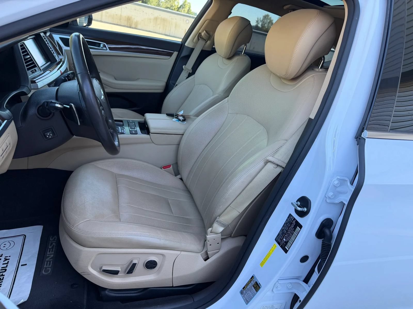 Used 2016 Hyundai Genesis 3.8 w/ Option Group 02 AWD/4WD image 87