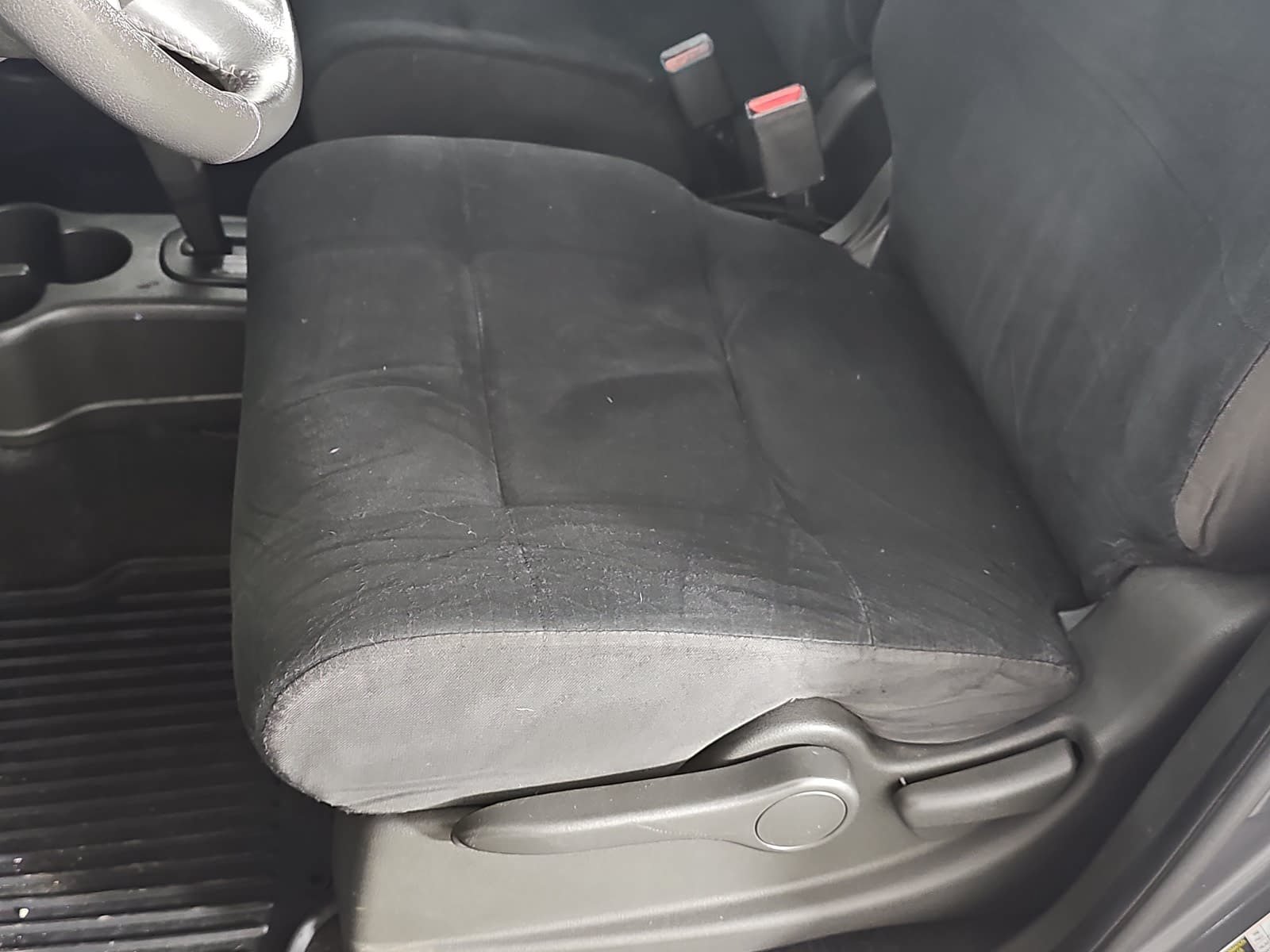 Used 2013 Nissan Cube FWD image 23