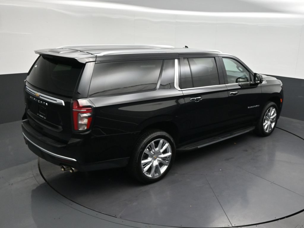 Used 2023 Chevrolet Suburban High Country RWD image 16