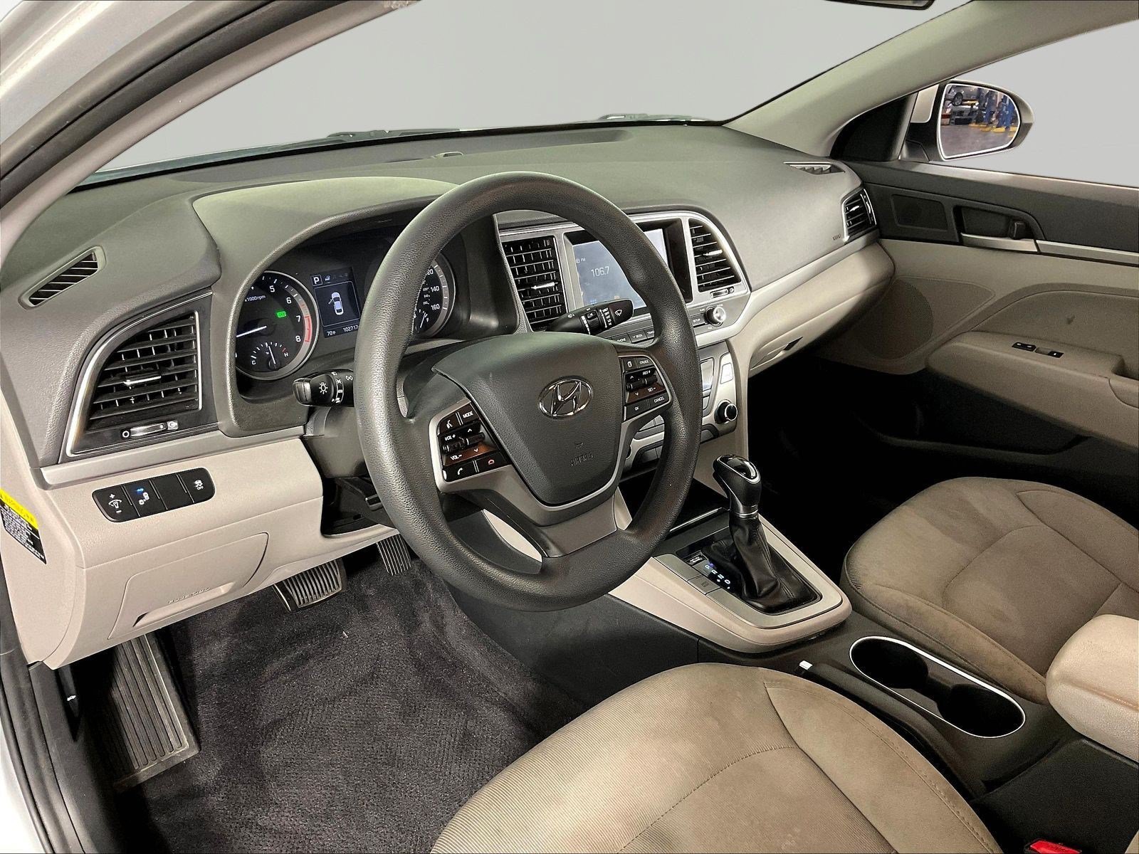 Used 2018 Hyundai Elantra SEL FWD image 17