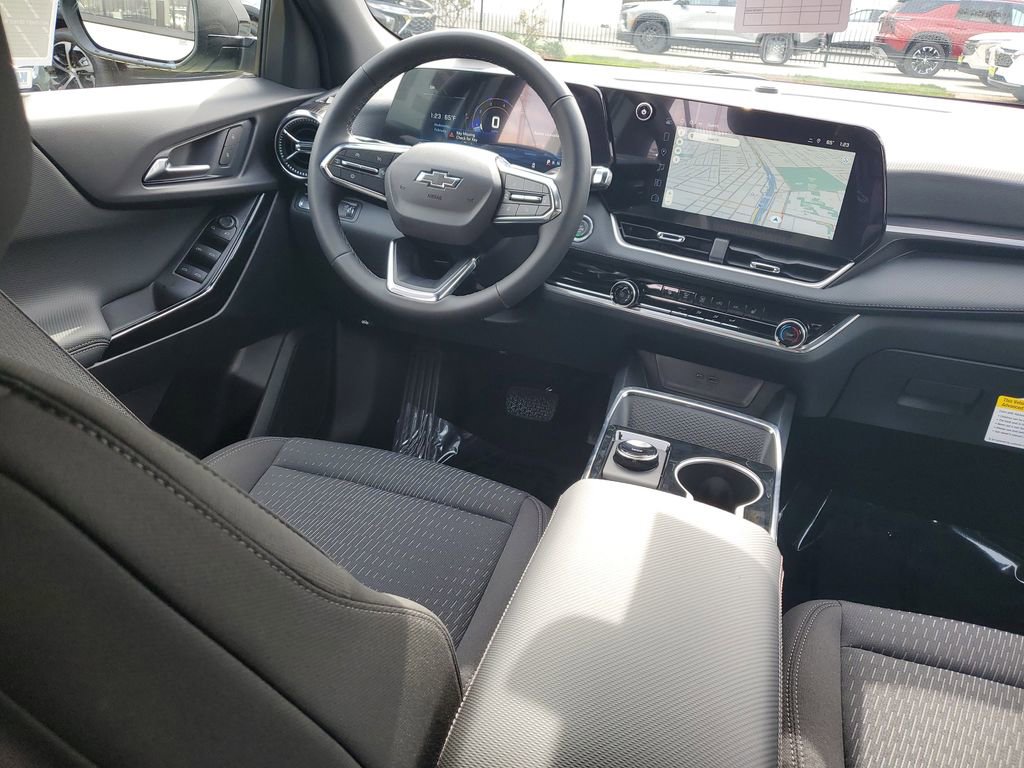 New 2026 Chevrolet Equinox LT w/ Midnight Edition image 10