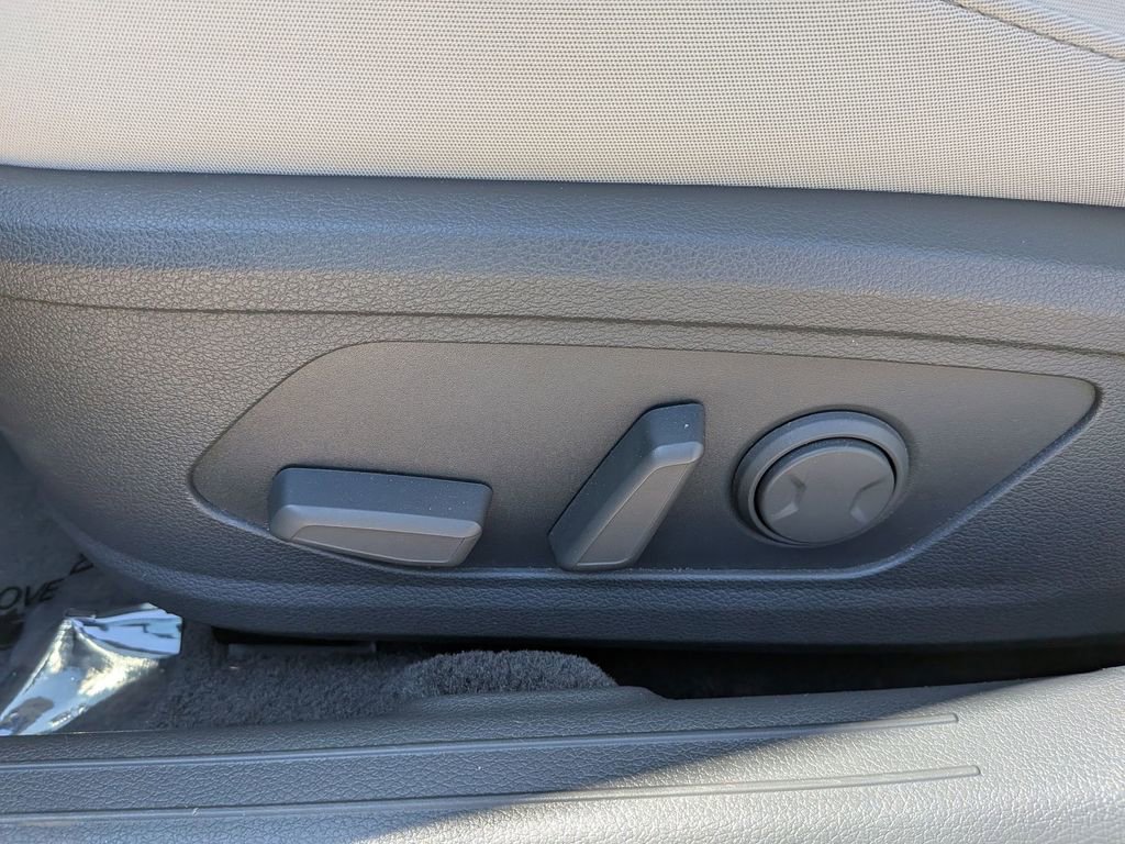 Used 2025 Hyundai Sonata SEL FWD image 15