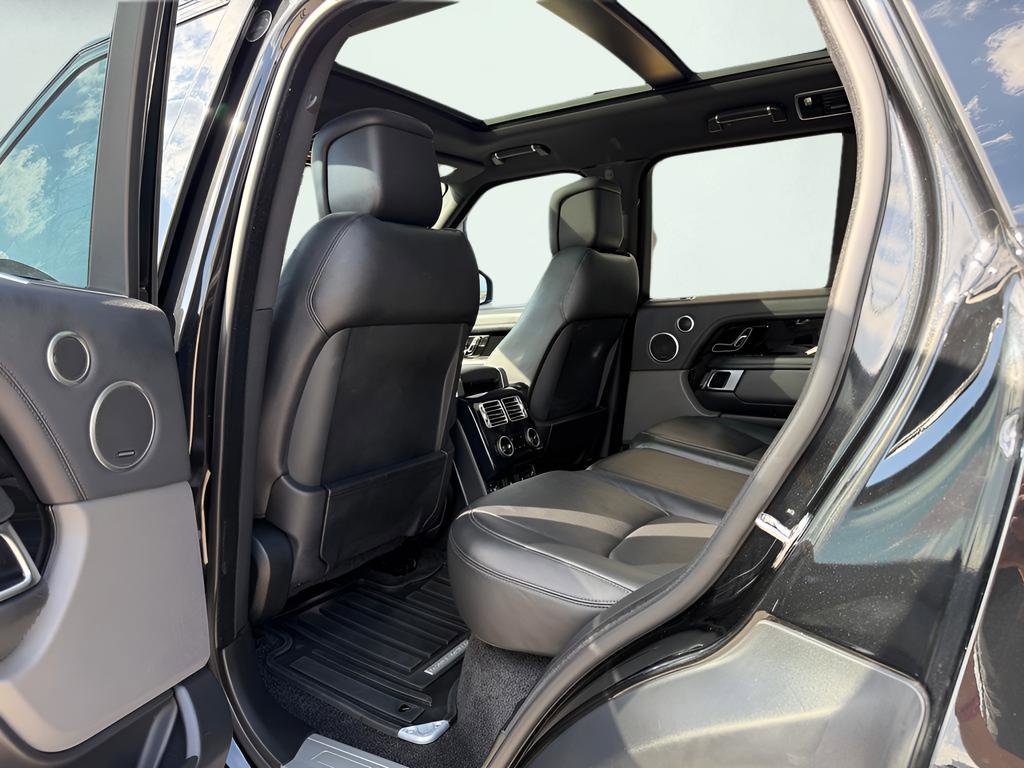 Used 2019 Land Rover Range Rover Supercharged AWD/4WD image 22
