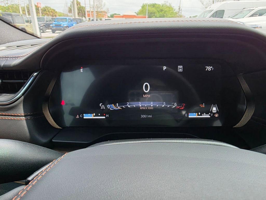 Used 2025 Jeep Grand Cherokee Summit w/ Adv Protech Group IV AWD/4WD image 28