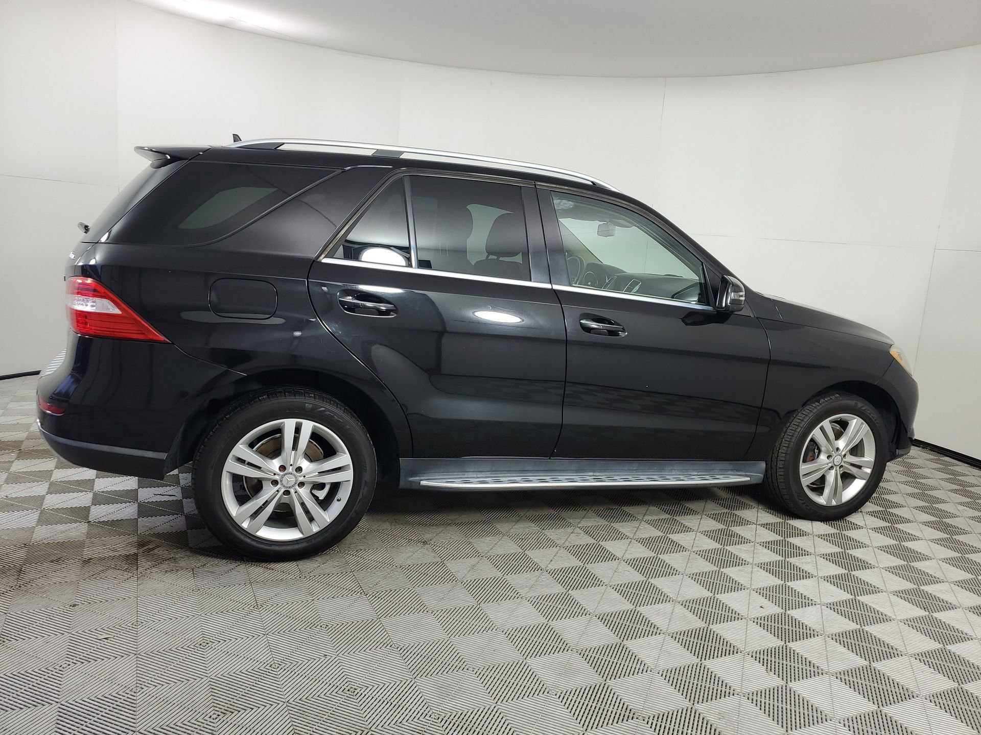 Used 2015 Mercedes-Benz ML 350 4MATIC image 12