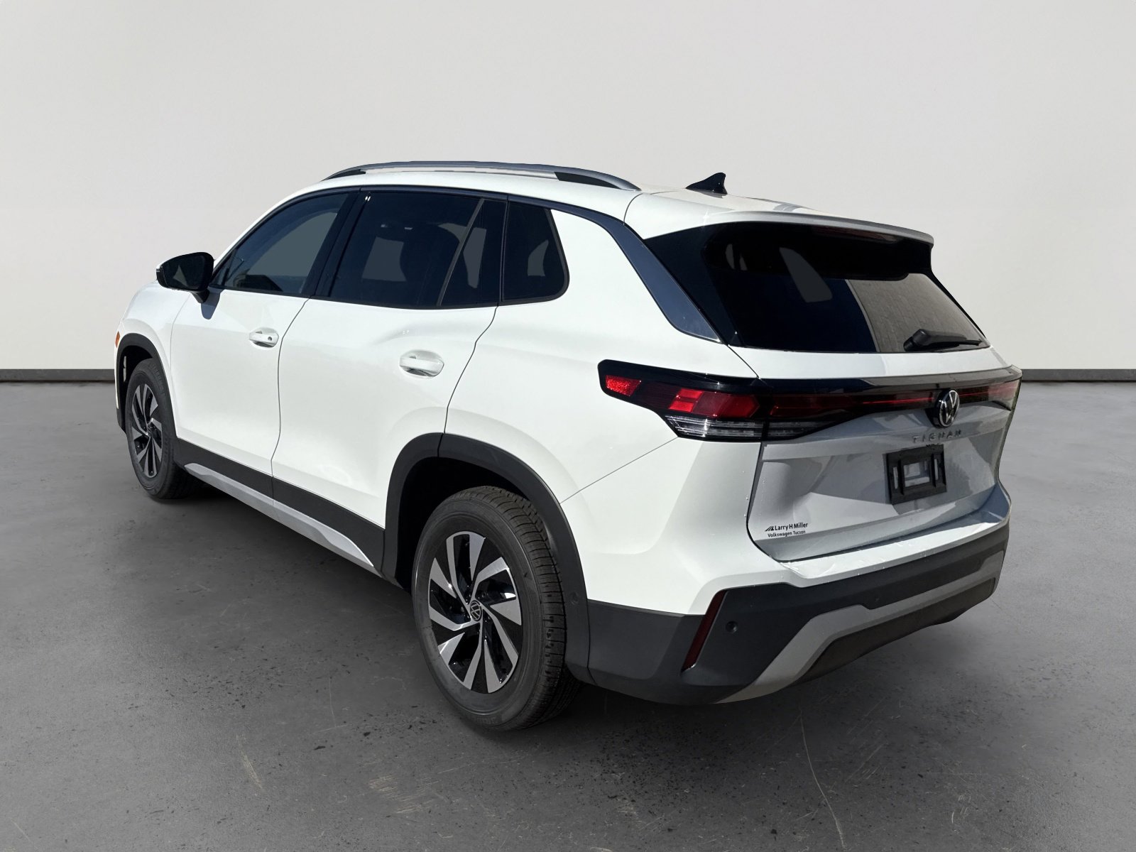 New 2026 Volkswagen Tiguan S image 4