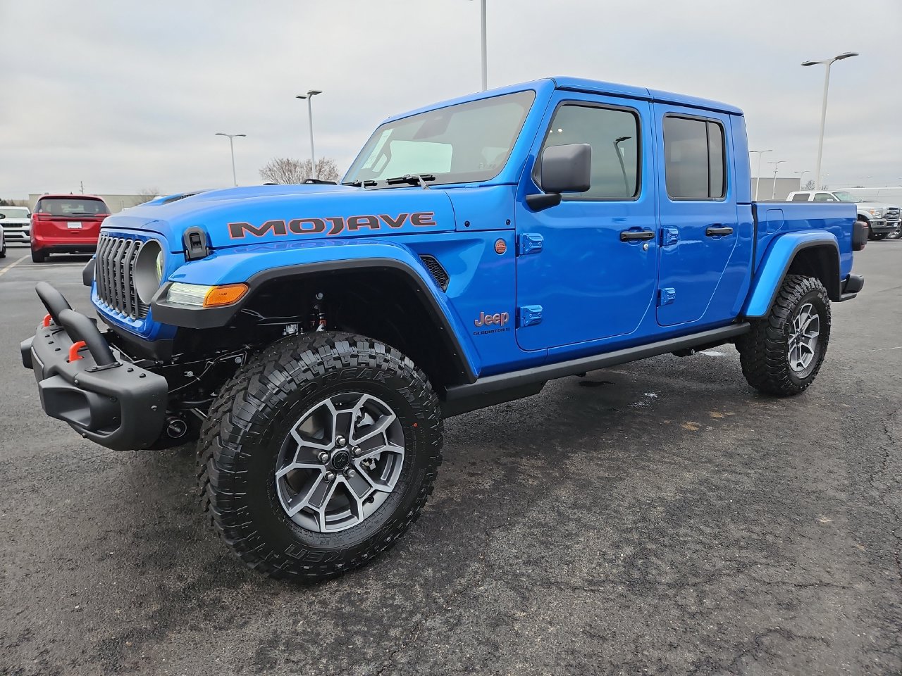 New 2026 Jeep Gladiator Mojave w/ Steel Bumper Group AWD/4WD image 3