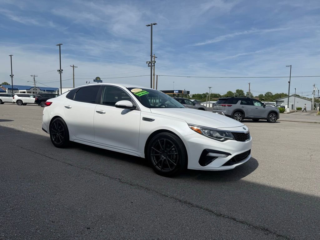 Used 2020 Kia Optima LX FWD image 3