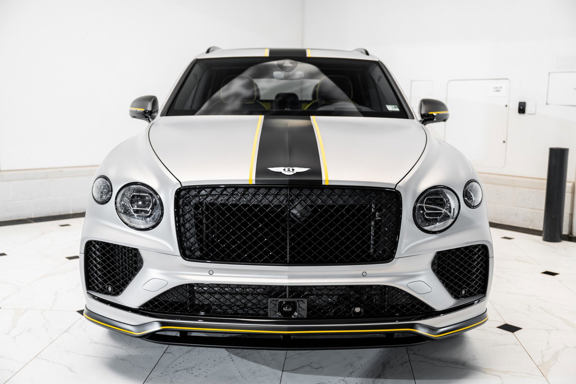New 2025 Bentley Bentayga image 8
