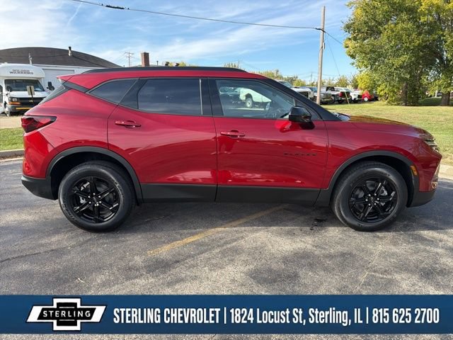 New 2025 Chevrolet Blazer LT w/ Midnight/Sport Edition AWD/4WD image 2