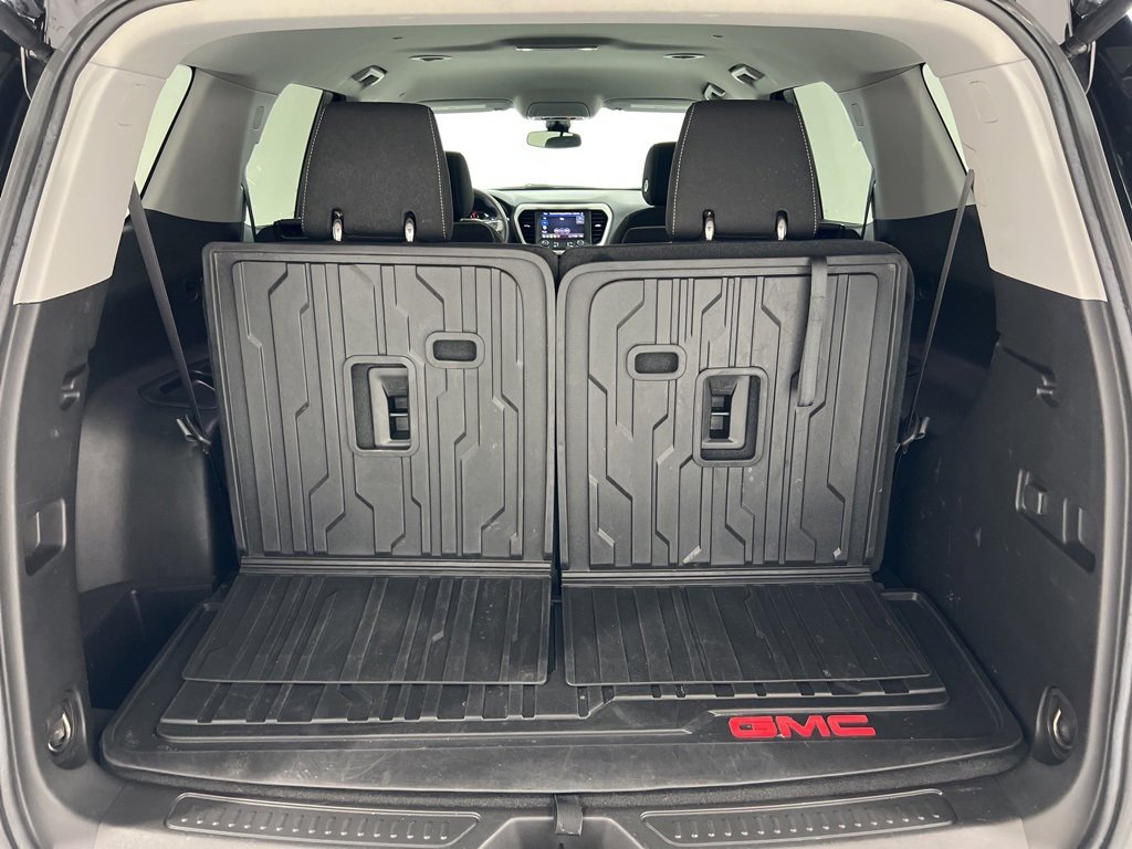 Used 2023 GMC Acadia SLE w/ LPO, Floor Liner Package image 21