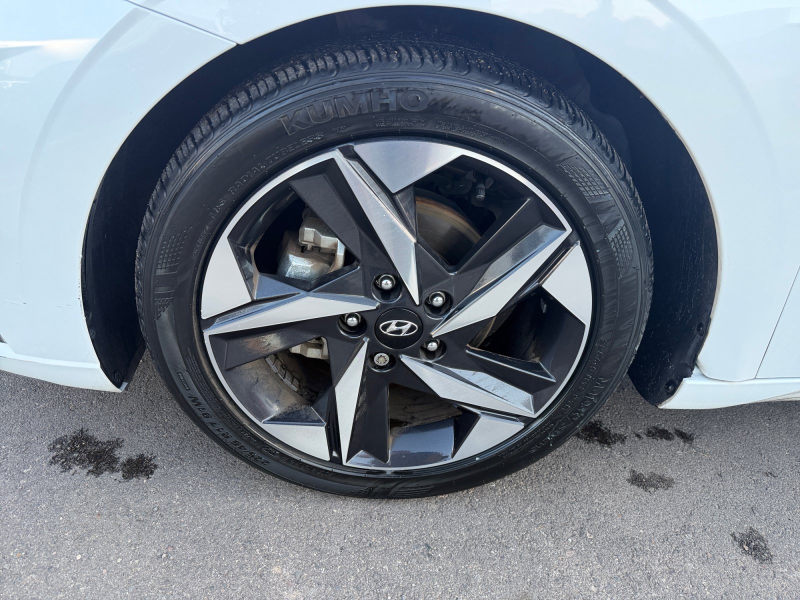 Used 2021 Hyundai Elantra Limited w/ Cargo Package FWD image 11