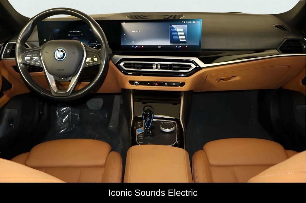 Used 2023 BMW i4 eDrive35 w/ Premium Package RWD image 18
