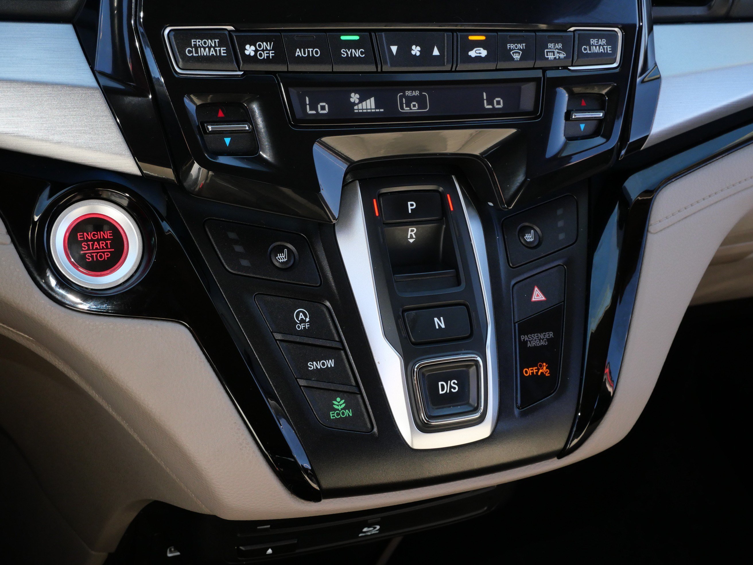 Certified 2021 Honda Odyssey Touring image 24