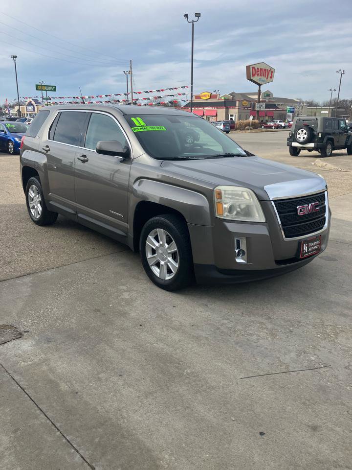 Used 2011 GMC Terrain SLE image 6