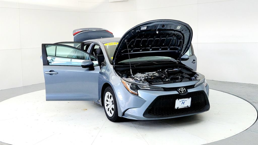 Certified 2021 Toyota Corolla LE w/ Carpet Mat Package (TMS) FWD image 9
