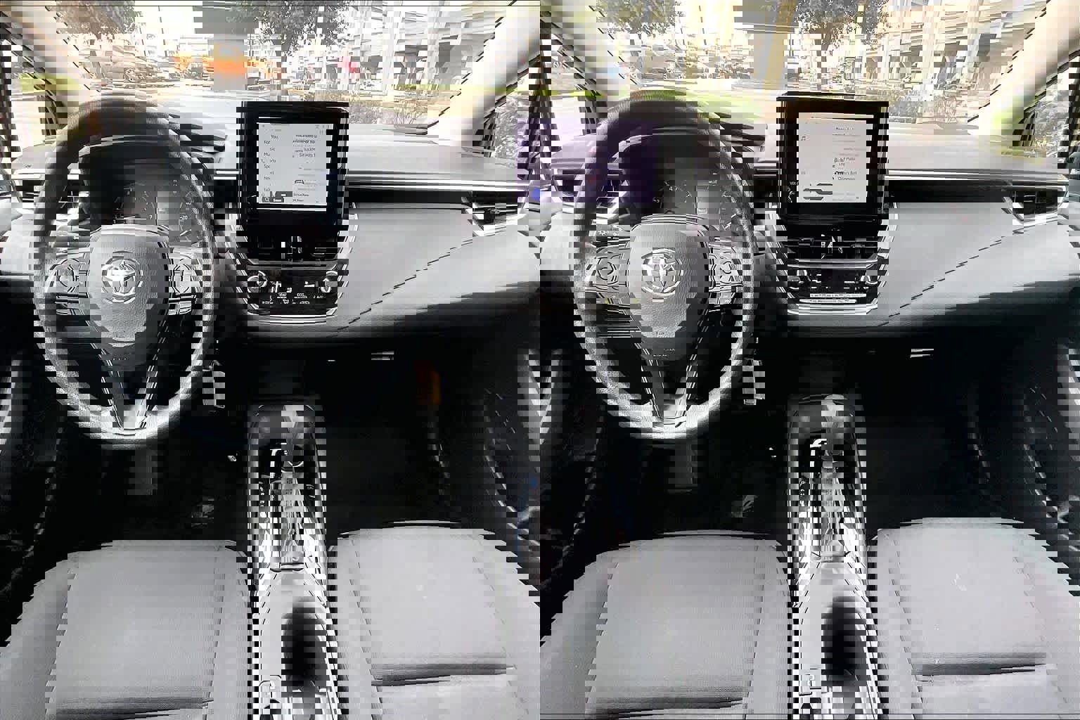 Used 2024 Toyota Corolla LE image 14