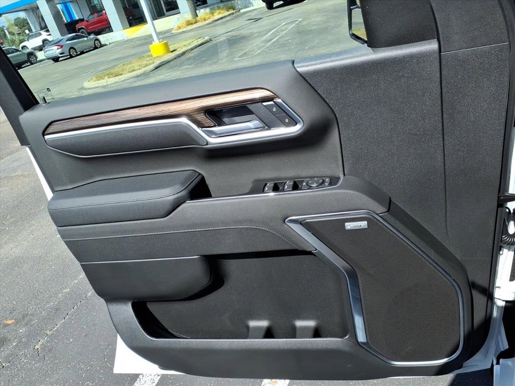 New 2026 Chevrolet Silverado 1500 RST w/ Redline Edition image 7