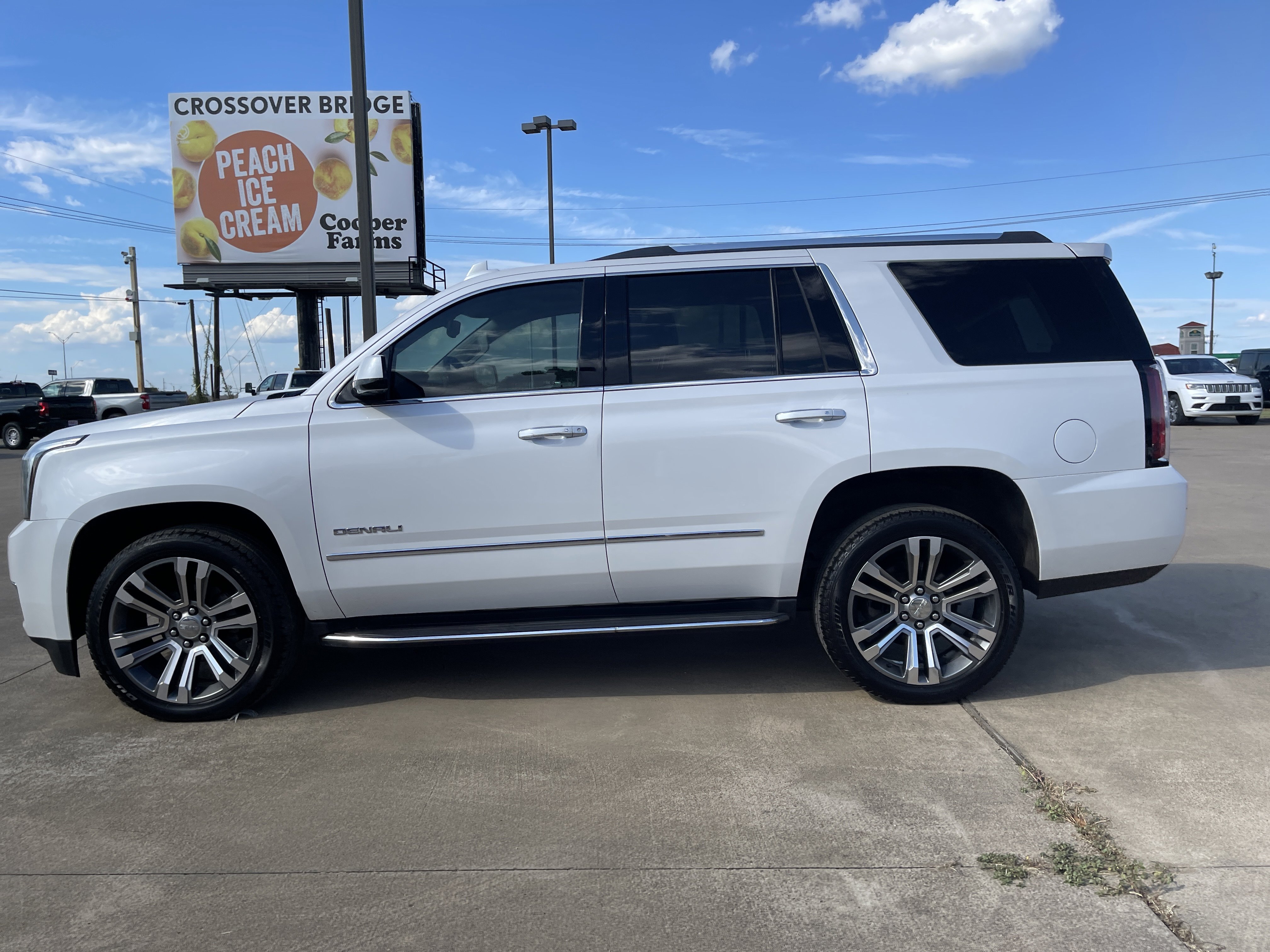 Used 2018 GMC Yukon Denali w/ Open Road Package image 7