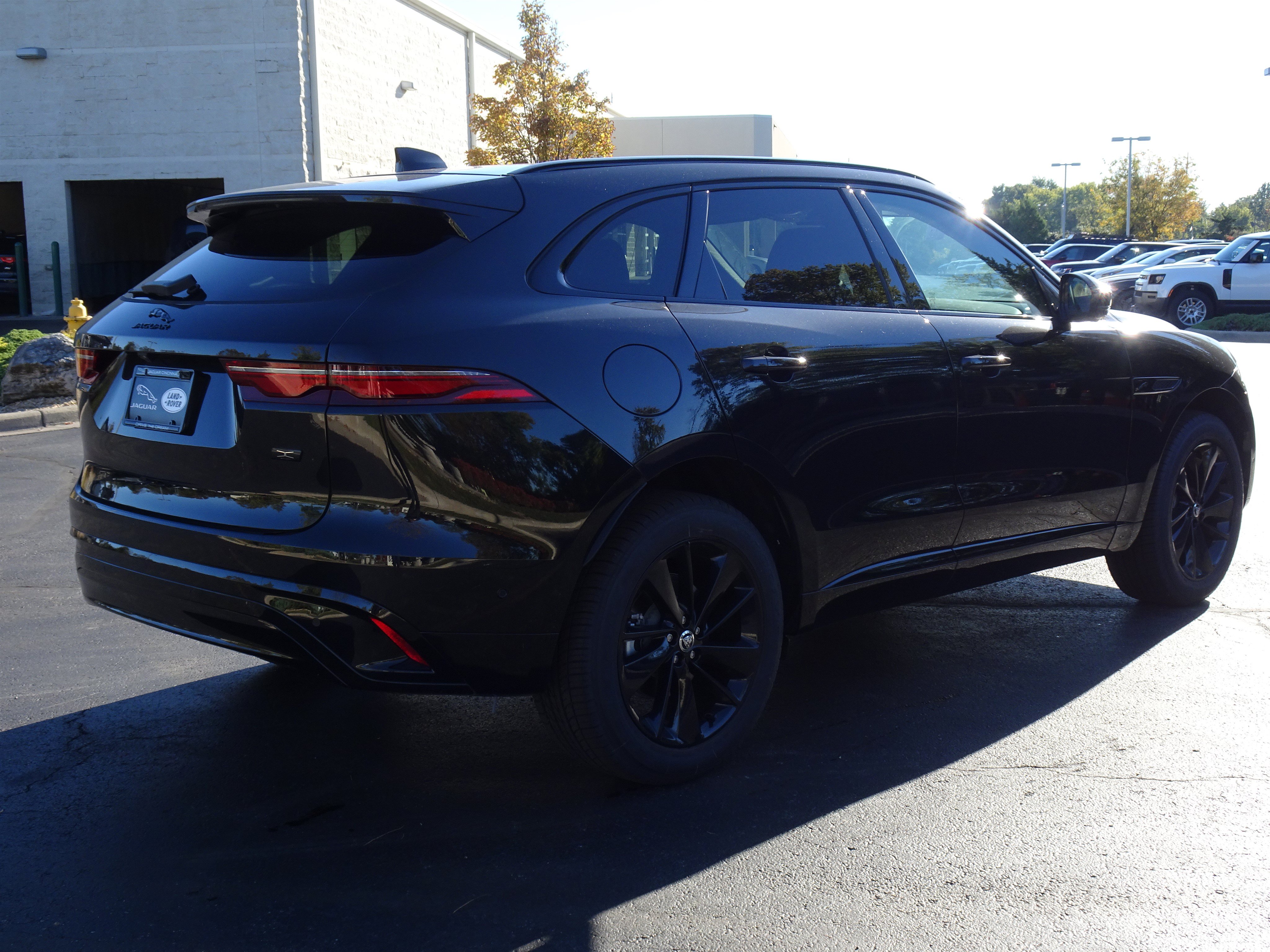 New 2026 Jaguar F-PACE R-Dynamic S AWD/4WD image 6
