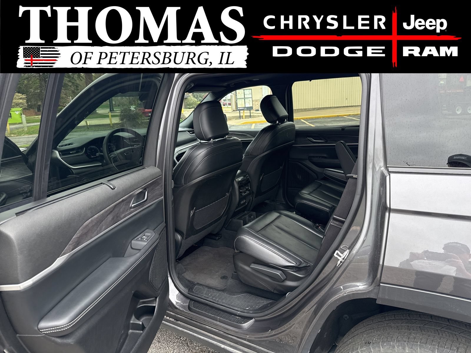 Used 2024 Jeep Grand Cherokee L Limited w/ Luxury Tech Group II AWD/4WD image 20