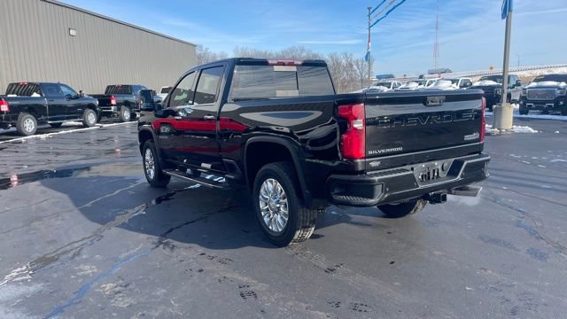 Used 2022 Chevrolet Silverado 3500 High Country image 3