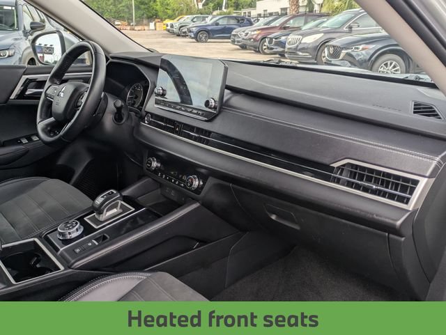 Used 2024 Mitsubishi Outlander SE FWD image 30