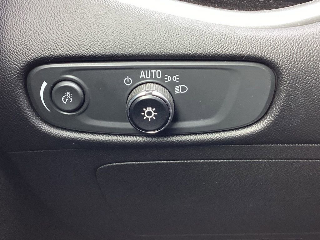 Used 2024 Chevrolet Malibu LT image 26