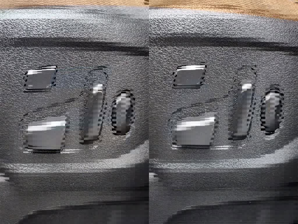 Used 2020 Kia Telluride SX w/ Towing Package image 18