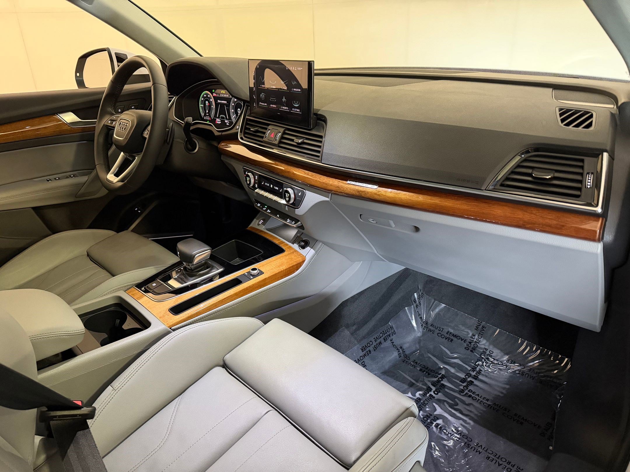 Certified 2023 Audi Q5 e Premium Plus w/ Premium Plus Package AWD/4WD image 33