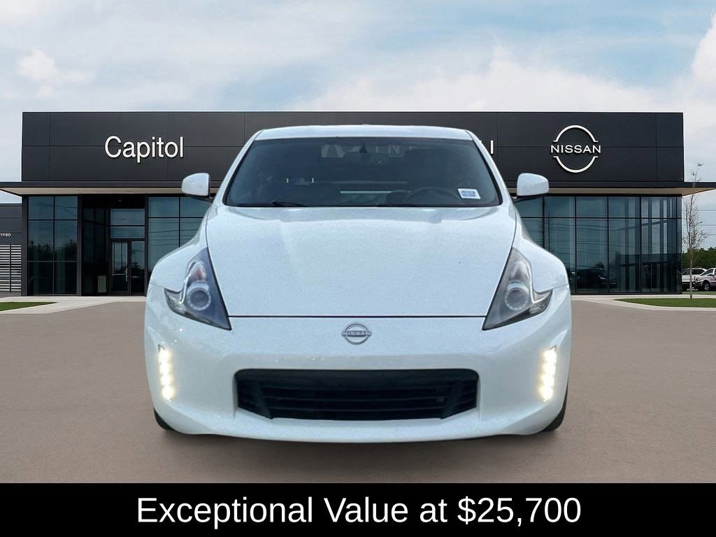 Used 2020 Nissan 370Z Touring Sport image 2