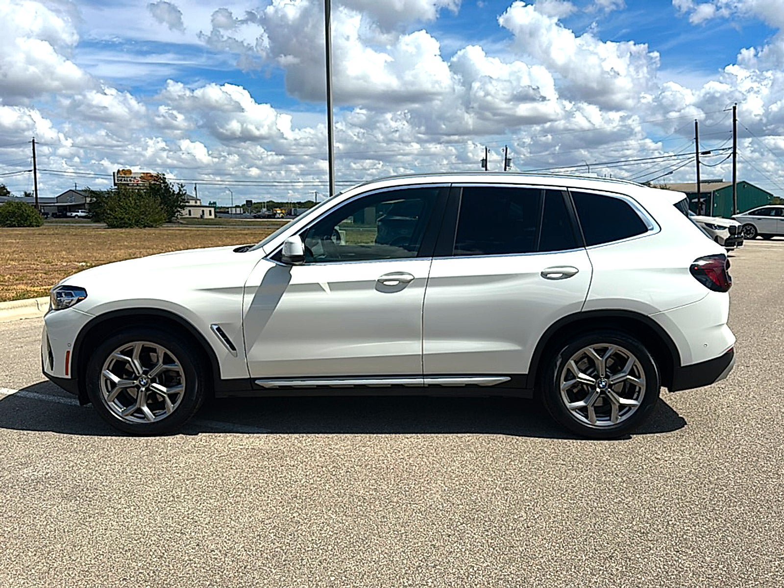 Used 2024 BMW X3 sDrive30i w/ Premium Package RWD image 5