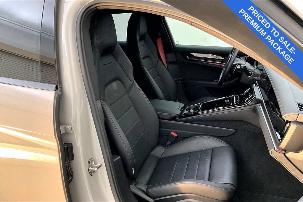 Used 2025 Porsche Panamera 4 w/ Premium Package image 10