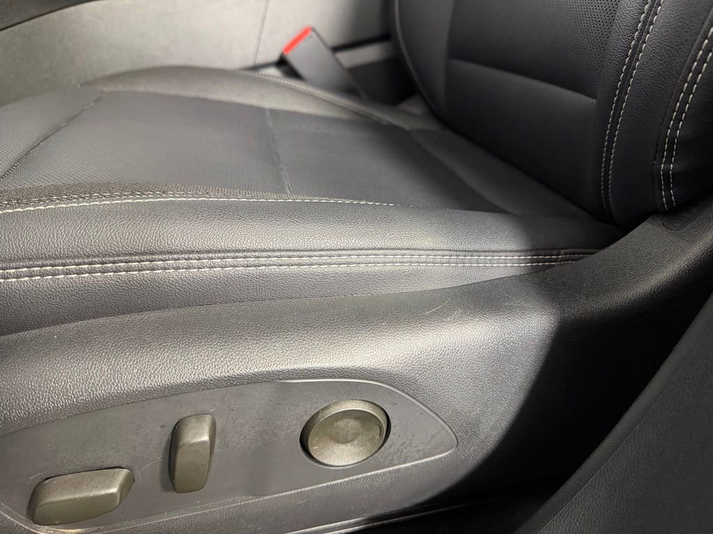 Used 2025 Chevrolet Blazer EV LT image 23