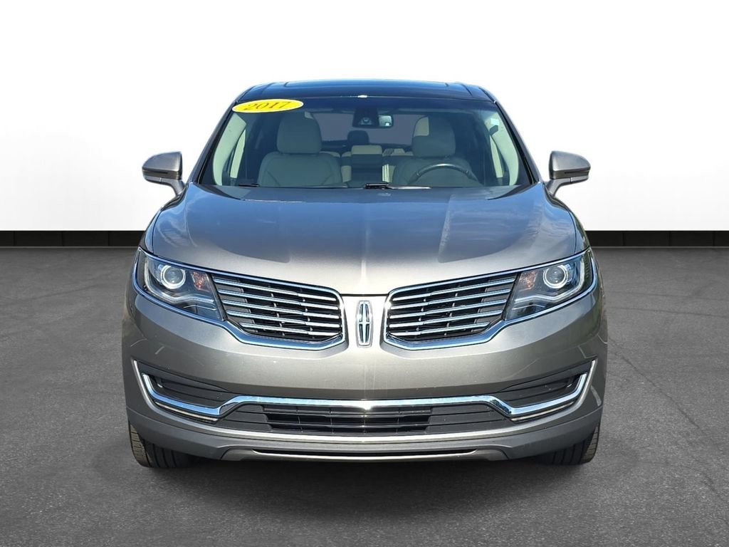 Used 2017 Lincoln MKX Reserve w/ Lincoln MKX Climate Package AWD/4WD image 2