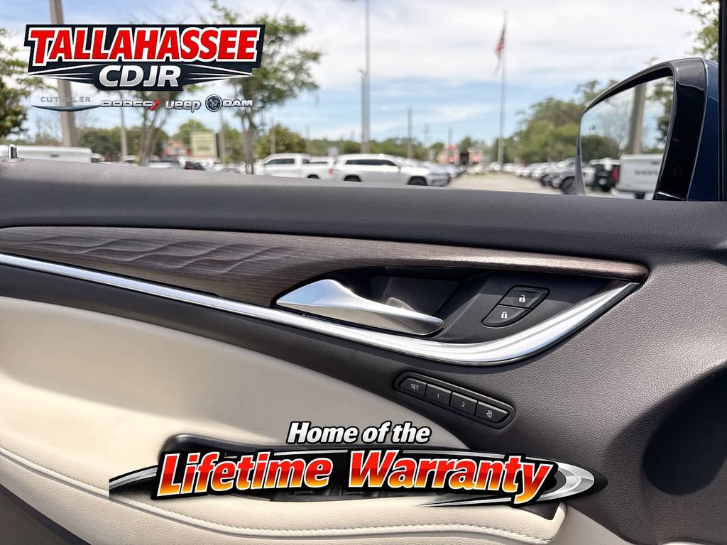 Used 2023 Buick Enclave Avenir w/ Avenir Technology Package FWD image 15