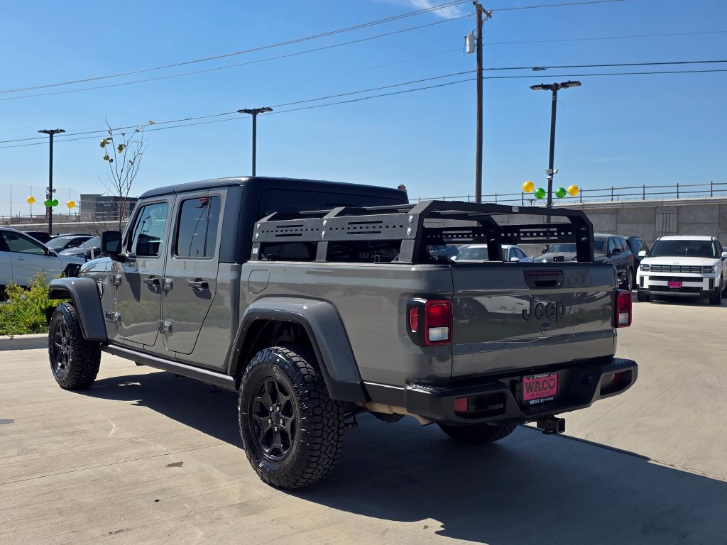 Used 2022 Jeep Gladiator Sport AWD/4WD image 6