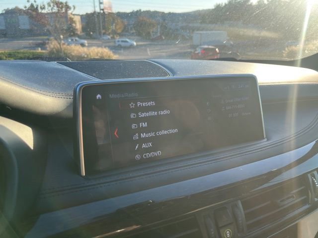 Used 2018 BMW X5 xDrive40e image 11