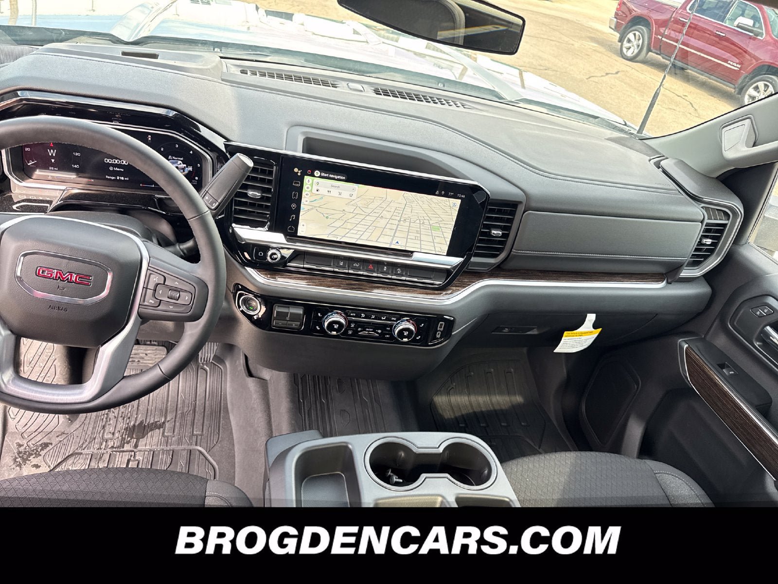 New 2026 GMC Sierra 2500 SLE AWD/4WD image 9
