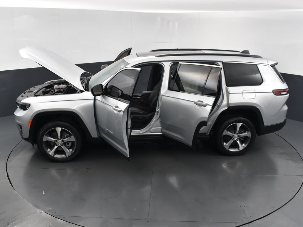 Used 2024 Jeep Grand Cherokee L Limited w/ Trailer Tow Package AWD/4WD image 65