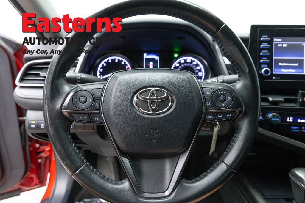 Used 2023 Toyota Camry SE FWD image 10