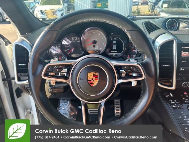Used 2017 Porsche Cayenne S AWD/4WD image 17