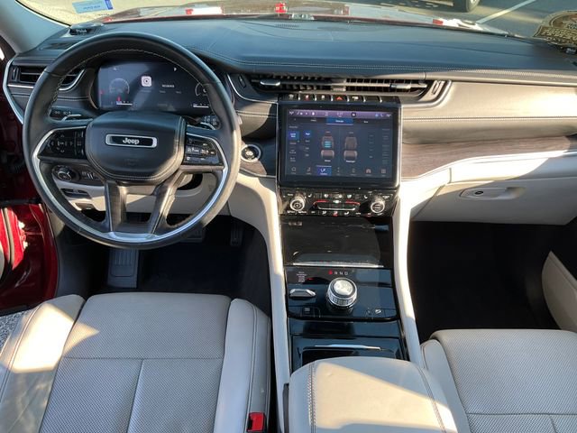 Used 2021 Jeep Grand Cherokee L Overland w/ Luxury Tech Group IV image 4