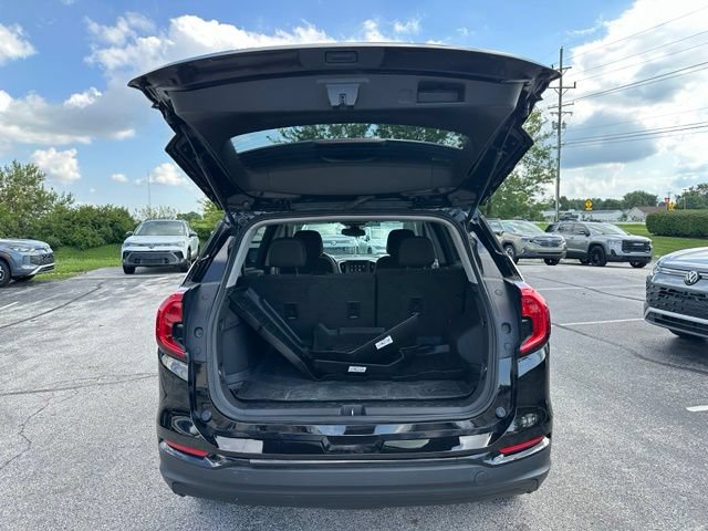Used 2022 GMC Terrain SLE w/ Driver Convenience Package AWD/4WD image 37