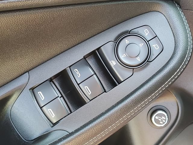 Used 2021 Buick Encore GX Essence w/ Advanced Technology Package AWD/4WD image 32