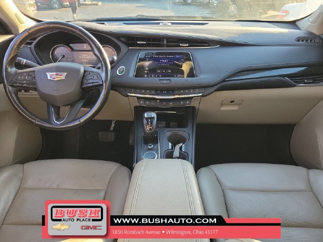 Used 2019 Cadillac XT4 Premium Luxury FWD image 9