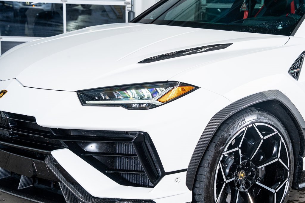 Used 2024 Lamborghini Urus Performante image 12