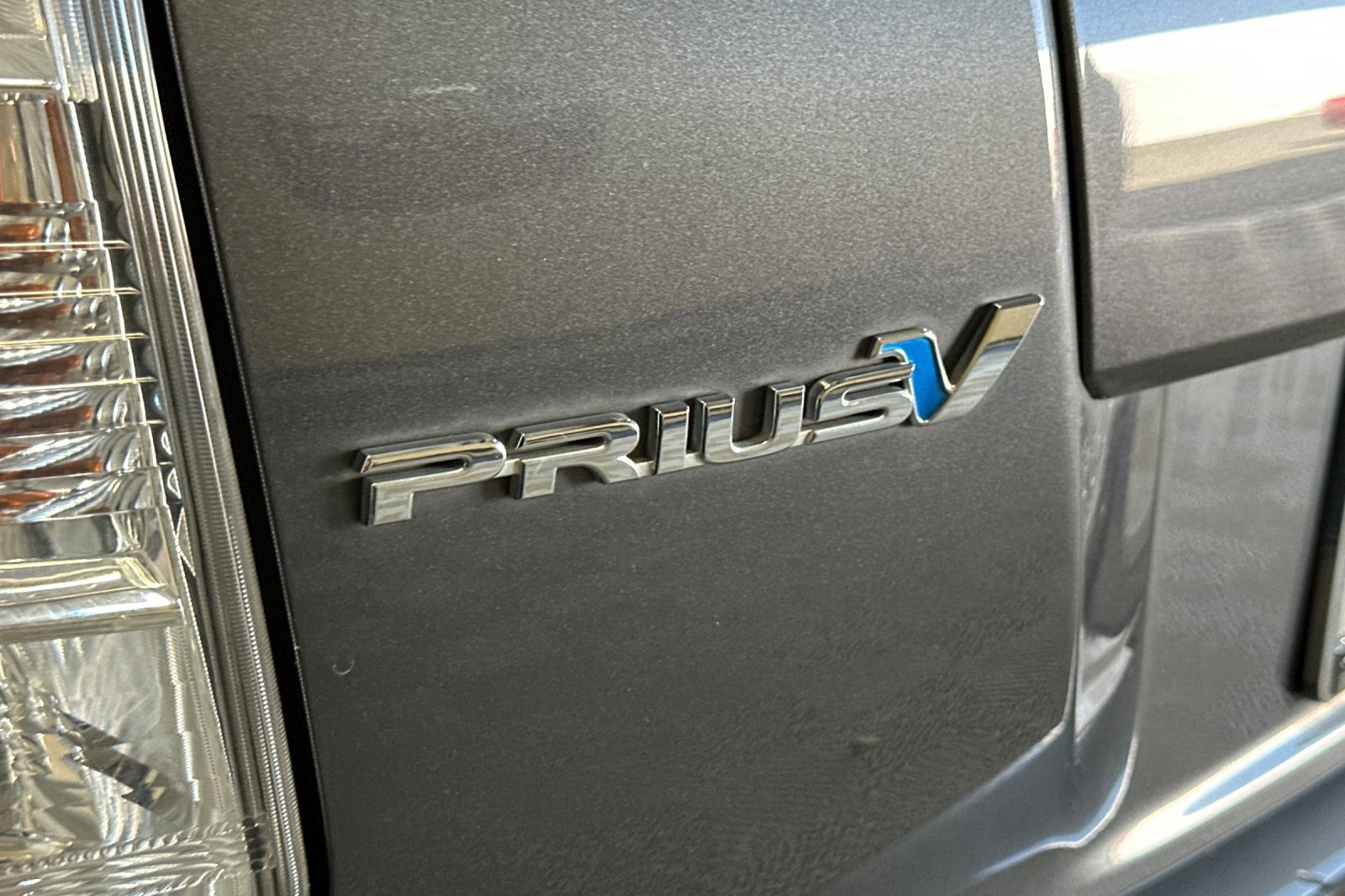 Used 2014 Toyota Prius V Three FWD image 48