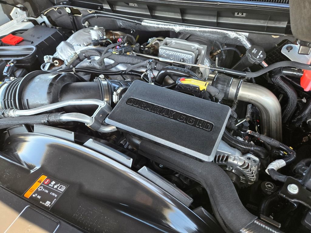 Used 2022 Chevrolet Silverado 2500 LTZ w/ Z71 Chrome Sport Edition AWD/4WD image 18