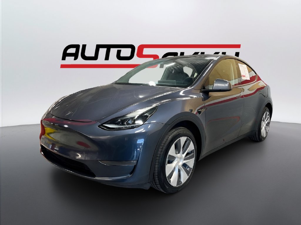 Used 2024 Tesla Model Y Long Range AWD/4WD image 3